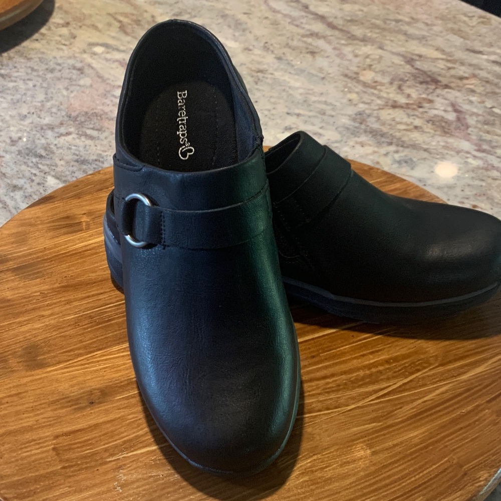 Baretraps Women’s Black Loafers with Buckle Size 7 1/2 M